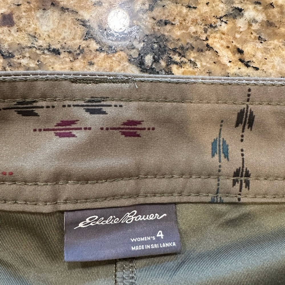 Eddie Bauer army green arrow print Tennis Golf Active Skirt Skort women's sz 4 - Picture 5 of 7